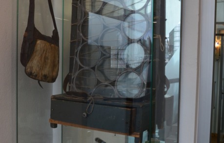 Geschichtsvitrine